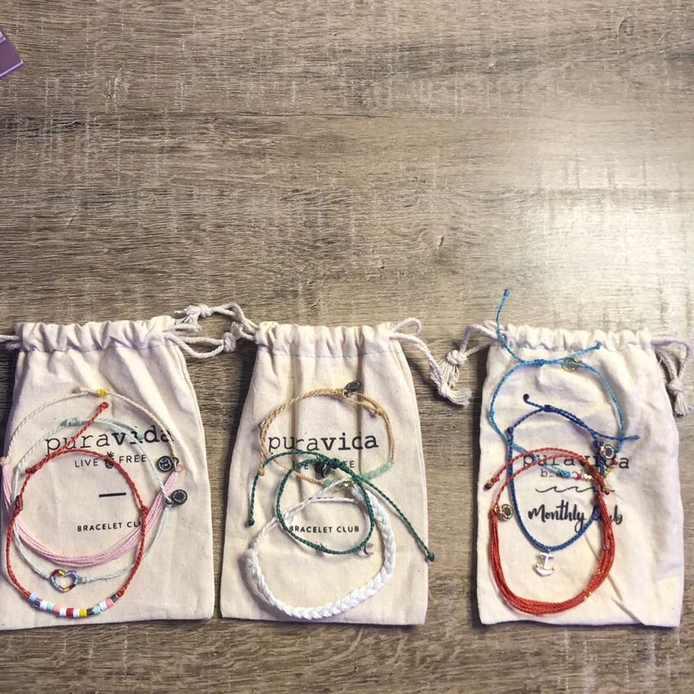 3 Pura Vida Holiday Sets